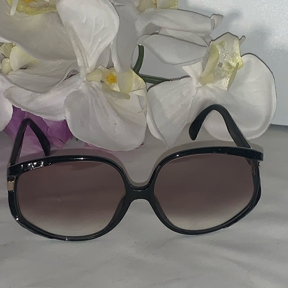 Dior Sunglasses   - Picture 2 of 6